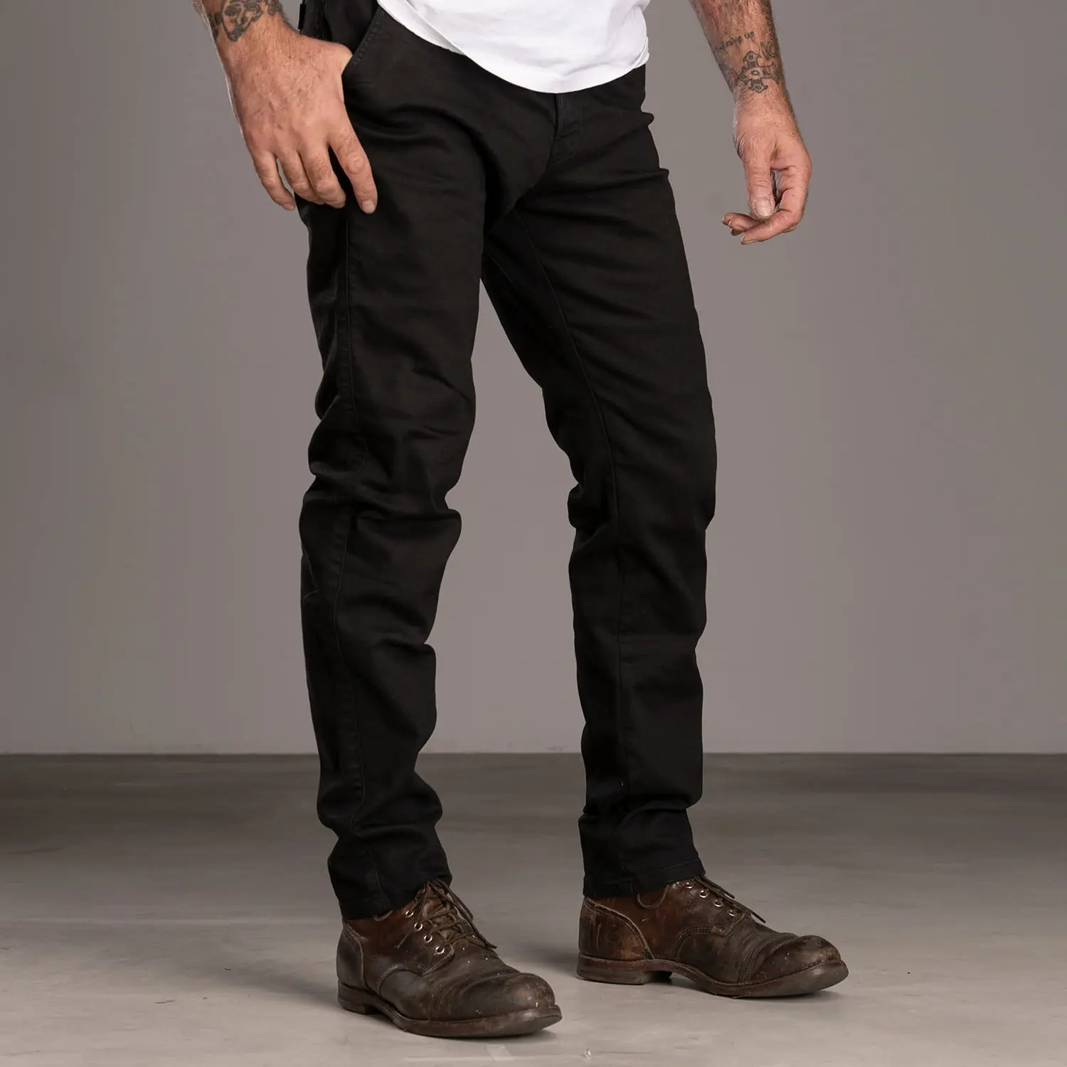 dmd.eu - CHINO SCHWARZ HOSE indossaato_chino black-1