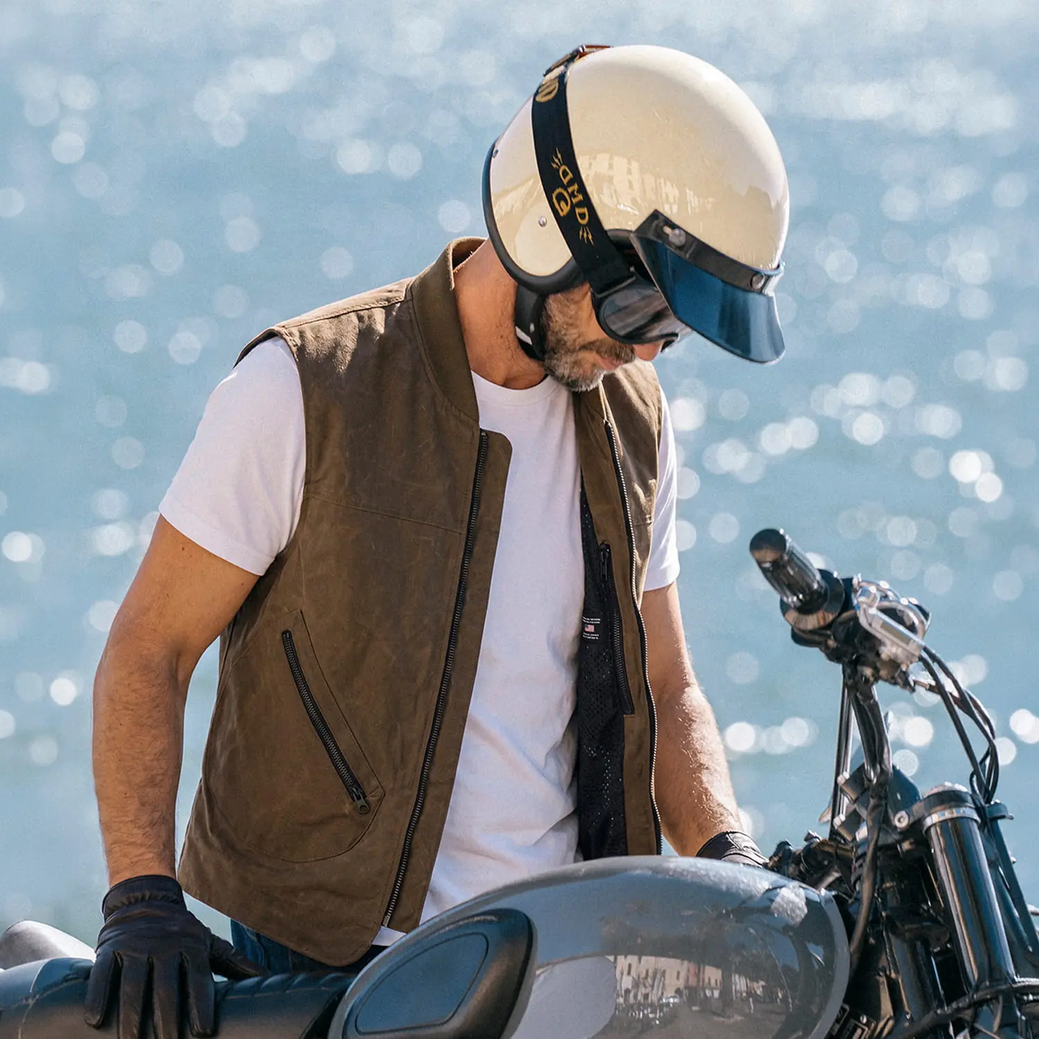 dmd.eu - GILET TOBACCO indossato_vest tobacco